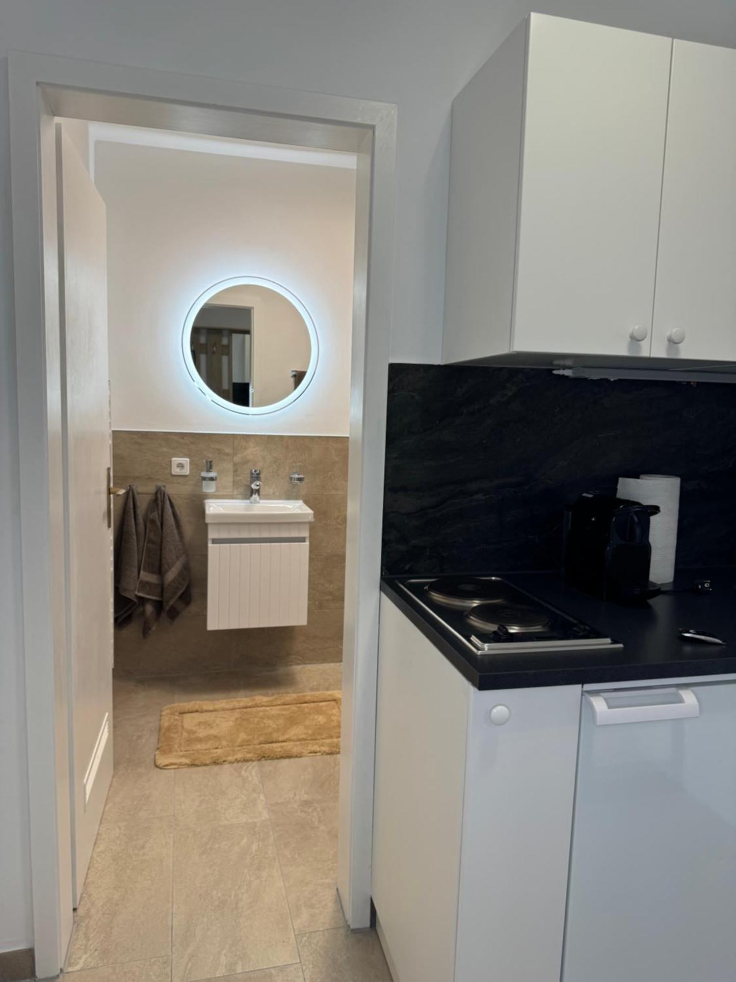 Traumhafte Comfort Apartment Moderne 1ZKB Balkon 2 Personen Bad Nauheim Exterior foto